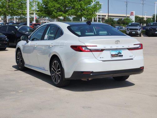 2025 Toyota Camry XLE