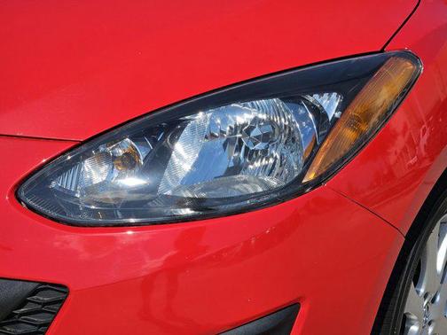 2014 Mazda Mazda2 Touring