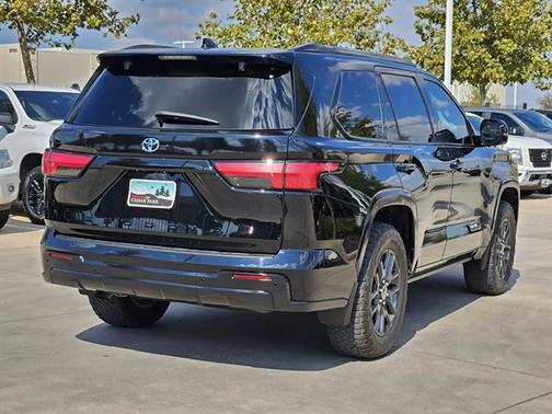 2023 Toyota Sequoia Platinum
