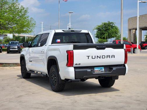 2025 Toyota Tundra SR5
