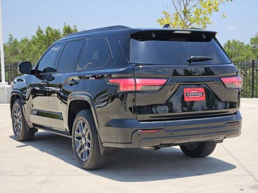 2024 Toyota Sequoia Platinum