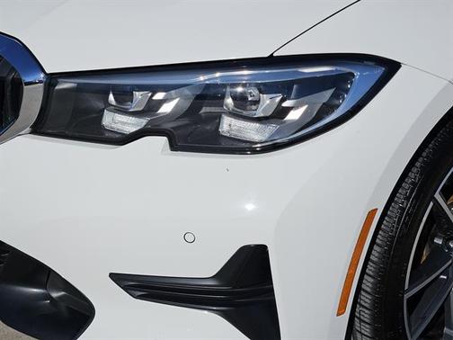2020 BMW 330 330i