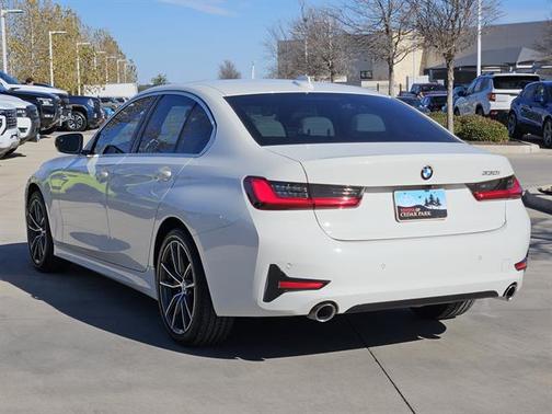 2020 BMW 330 330i