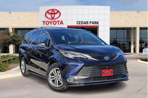 2024 Toyota Sienna Platinum