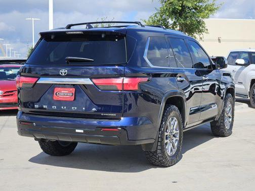 2025 Toyota Sequoia Base