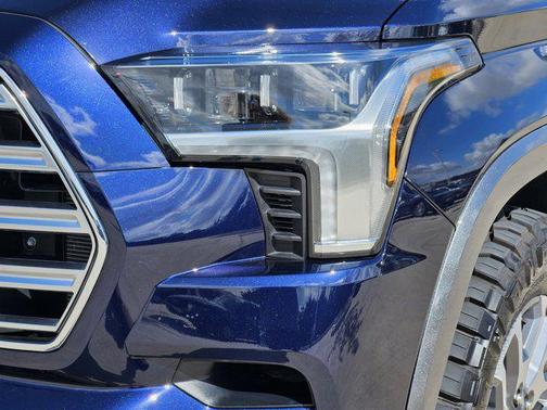 2025 Toyota Sequoia Base