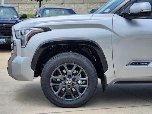 2025 Toyota Tundra Platinum
