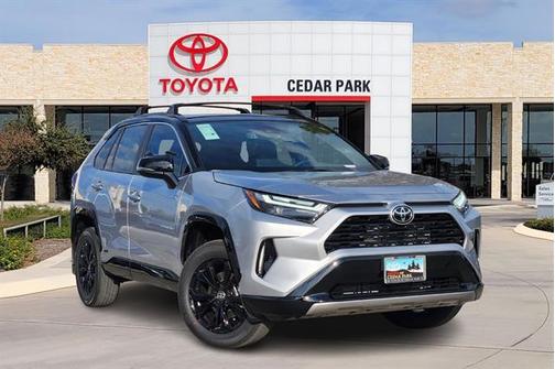 2025 Toyota RAV4 Hybrid SE