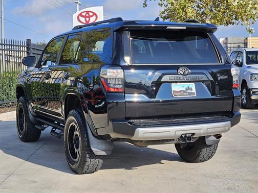 2021 Toyota 4Runner TRD Off Road