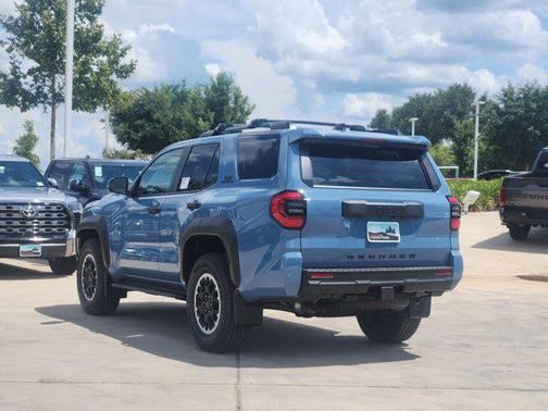 2025 Toyota 4Runner TRD Off Road