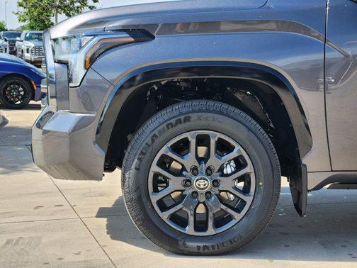 2025 Toyota Tundra Platinum
