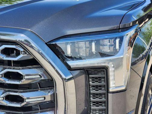 2025 Toyota Tundra Platinum