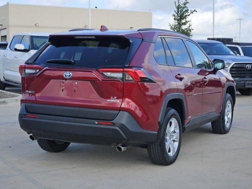 2021 Toyota RAV4 Hybrid SE