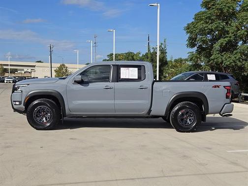 2025 Nissan Frontier PRO-4X