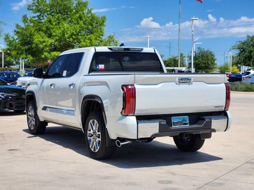 2025 Toyota Tundra Hybrid 1794 Edition