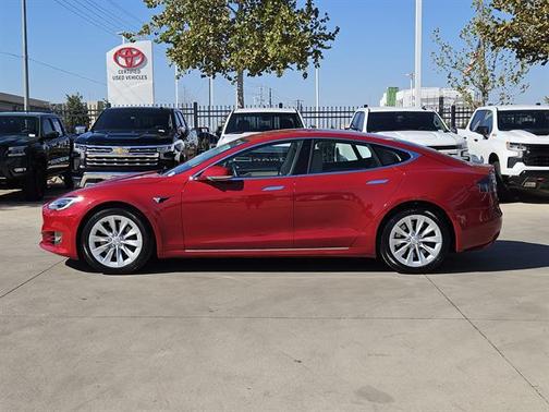 2016 Tesla Model S 90D