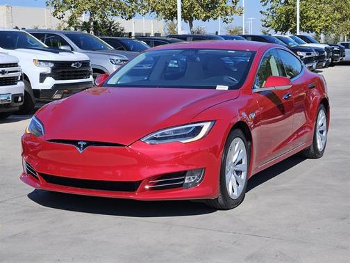 2016 Tesla Model S 90D