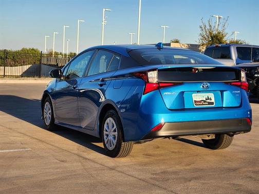 2022 Toyota Prius L