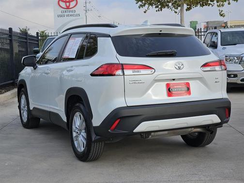 2023 Toyota Corolla Cross LE