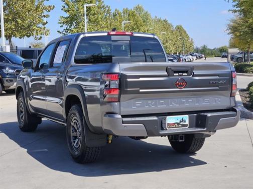 2025 Nissan Frontier PRO-4X