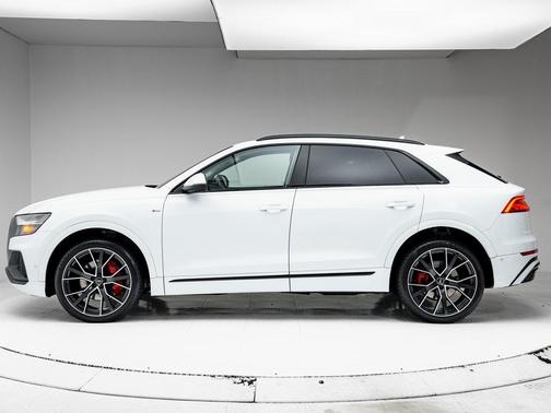 2023 Audi Q8 55 Prestige