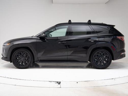 Black Pearl 2024 Hyundai TUCSON XRT