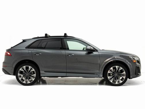 2025 Audi Q8 55 Prestige