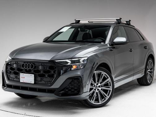 Daytona Gray Pearl Effect 2025 Audi Q8 55 Prestige