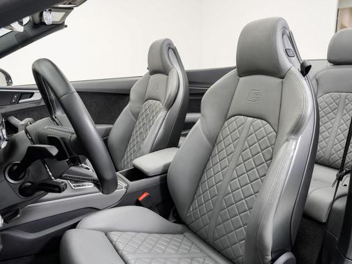 Daytona Gray Pearl Effect/Black Roof 2019 Audi S5 3.0T Premium Plus