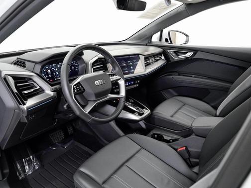 2023 Audi Q4 e-tron Premium Plus 50 quattro