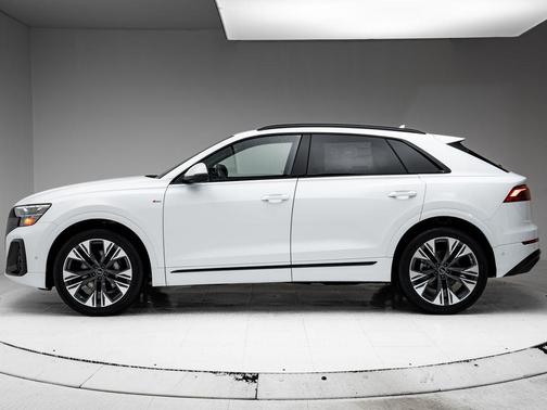 Glacier White Metallic 2026 Audi Q8 55 Premium Plus
