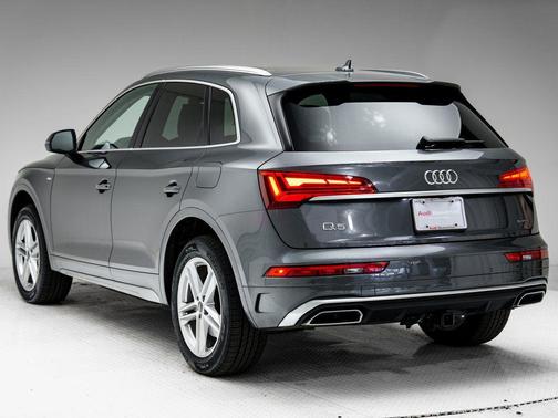 2024 Audi Q5 e 55 S line Premium Plus