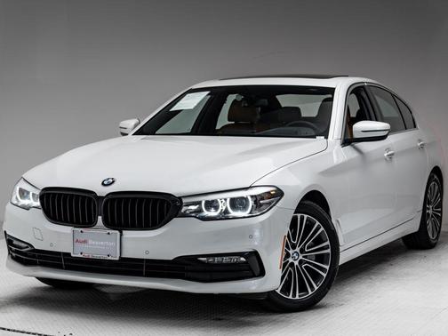 White Metallic 2017 BMW 540 540i