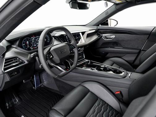 2026 Audi S e-tron GT Premium Plus quattro