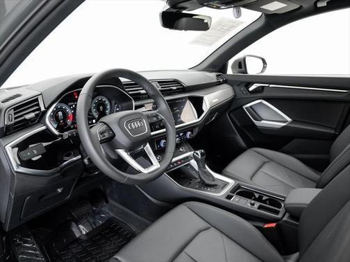2025 Audi Q3 45 S line Premium Plus