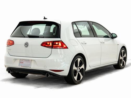 2017 Volkswagen Golf GTI 2.0T S 4-Door
