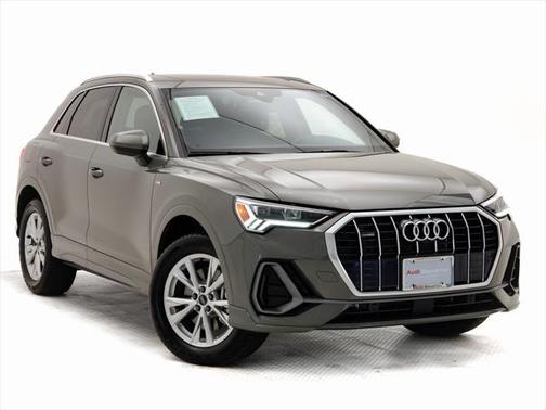 2024 Audi Q3 45 S line Premium Plus