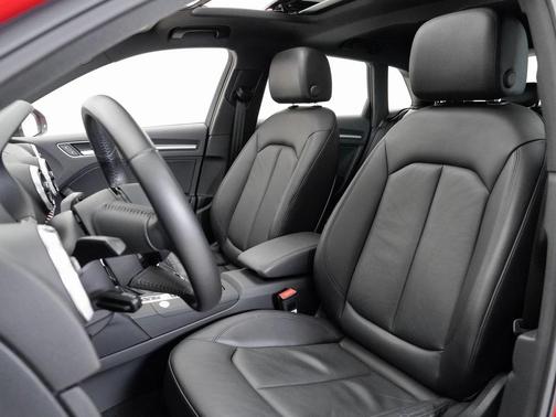 2017 Audi A3 e-tron 1.4T Tech Premium Plus