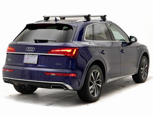 2022 Audi Q5 45 S line Premium Plus