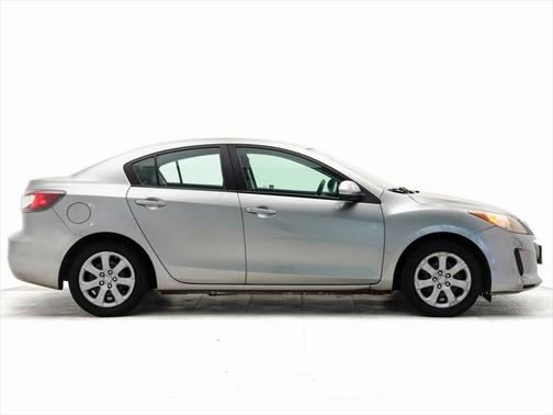 2012 Mazda Mazda3 i Sport