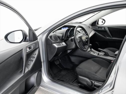 2012 Mazda Mazda3 i Sport