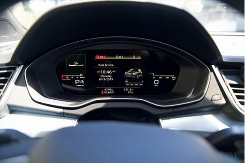 2024 Audi Q5 45 S line Premium Plus