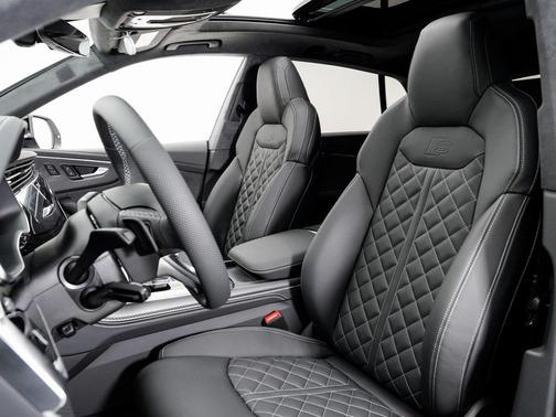 2026 Audi SQ8 4.0T Prestige