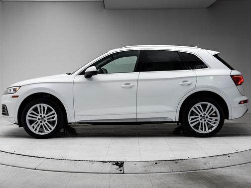 Ibis White 2018 Audi Q5 2.0T Tech Premium