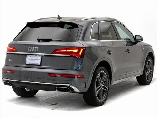 2025 Audi Q5 55 S line Premium Plus