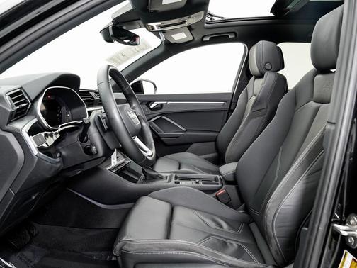 2022 Audi Q3 45 S line Premium Plus