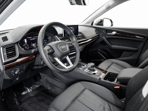 2020 Audi Q5 Premium Plus 55 TFSI e quattro S tronic