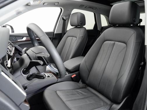 2020 Audi Q5 Premium Plus 55 TFSI e quattro S tronic