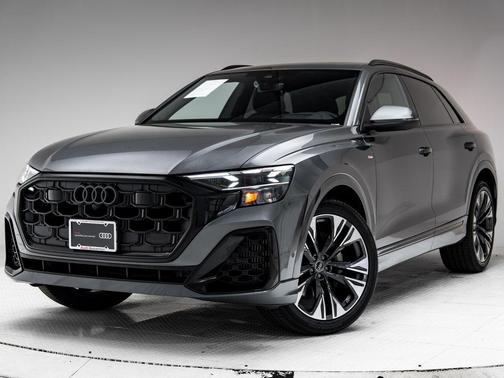 Daytona Gray Pearl Effect 2025 Audi Q8 55 Prestige
