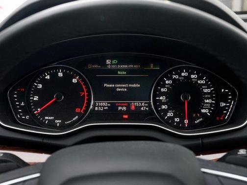 2022 Audi Q5 45 S line Premium